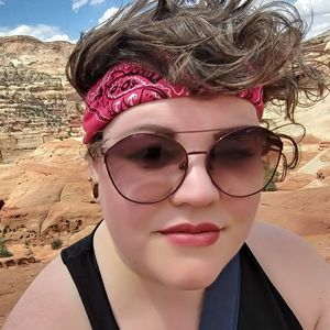 Meet your Posher, Kat